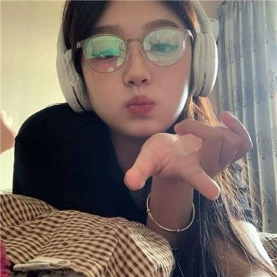 第四期计划海报